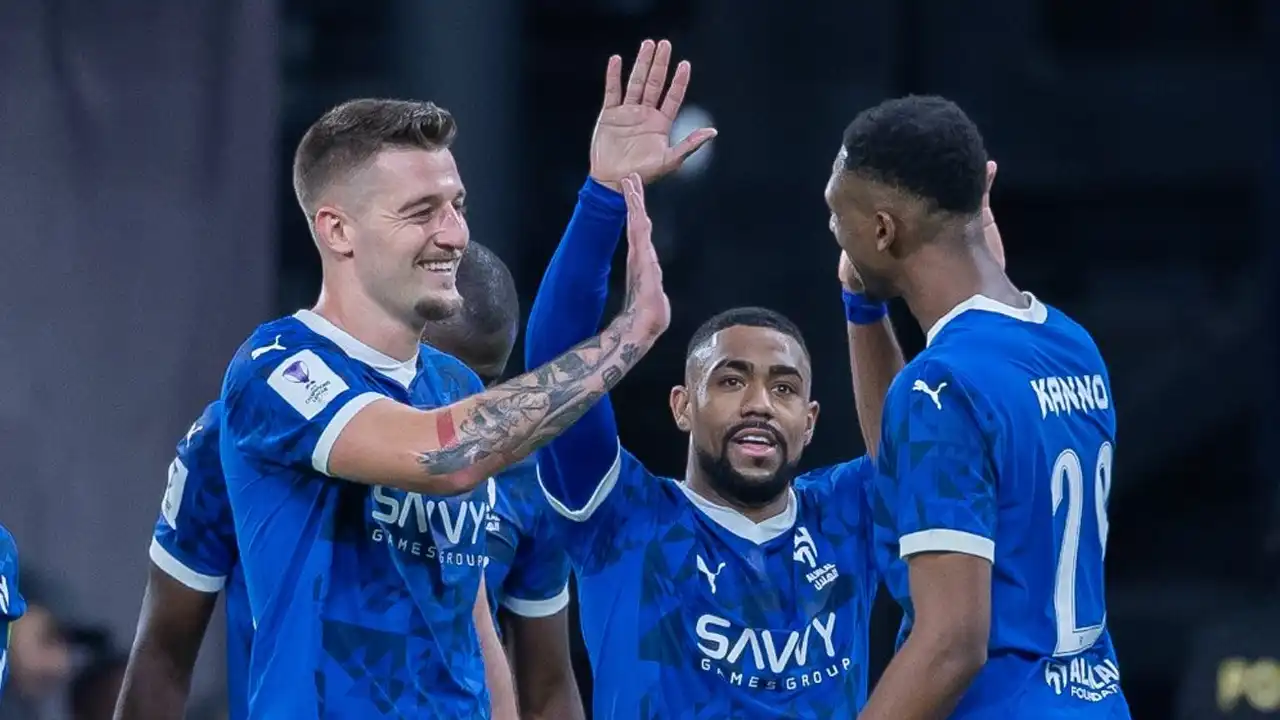 فرجة لاعبي الهلال بالهدف الثالث في مرمى الغرافة (X/TheAFCCL)