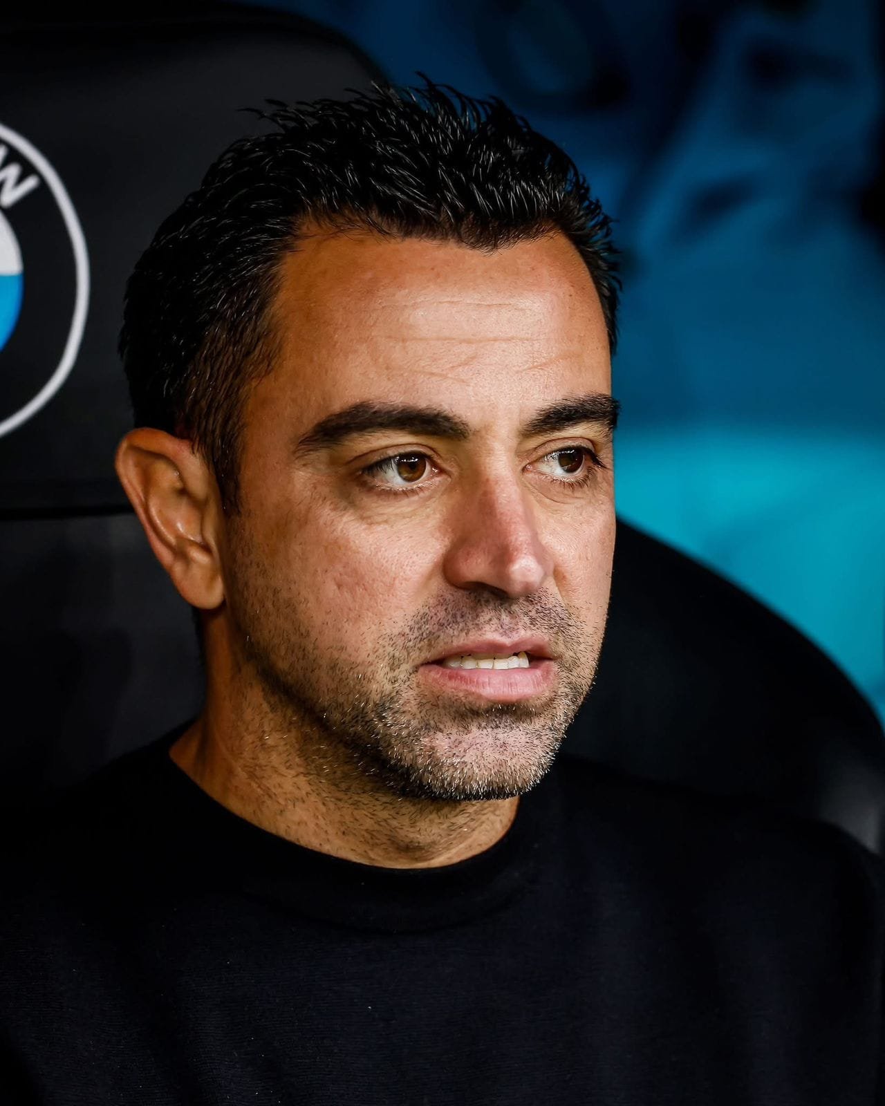 تشافي هيرنانديز مدرب برشلونة السابق