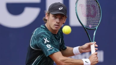 دي مينور يُبقى على آماله في البطولة الختامية.. وينتظر هدية ألكاراز