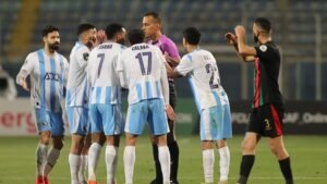 بيراميدز يعلن صفقة المهاجم الجزائري أحمد بن بوعلي