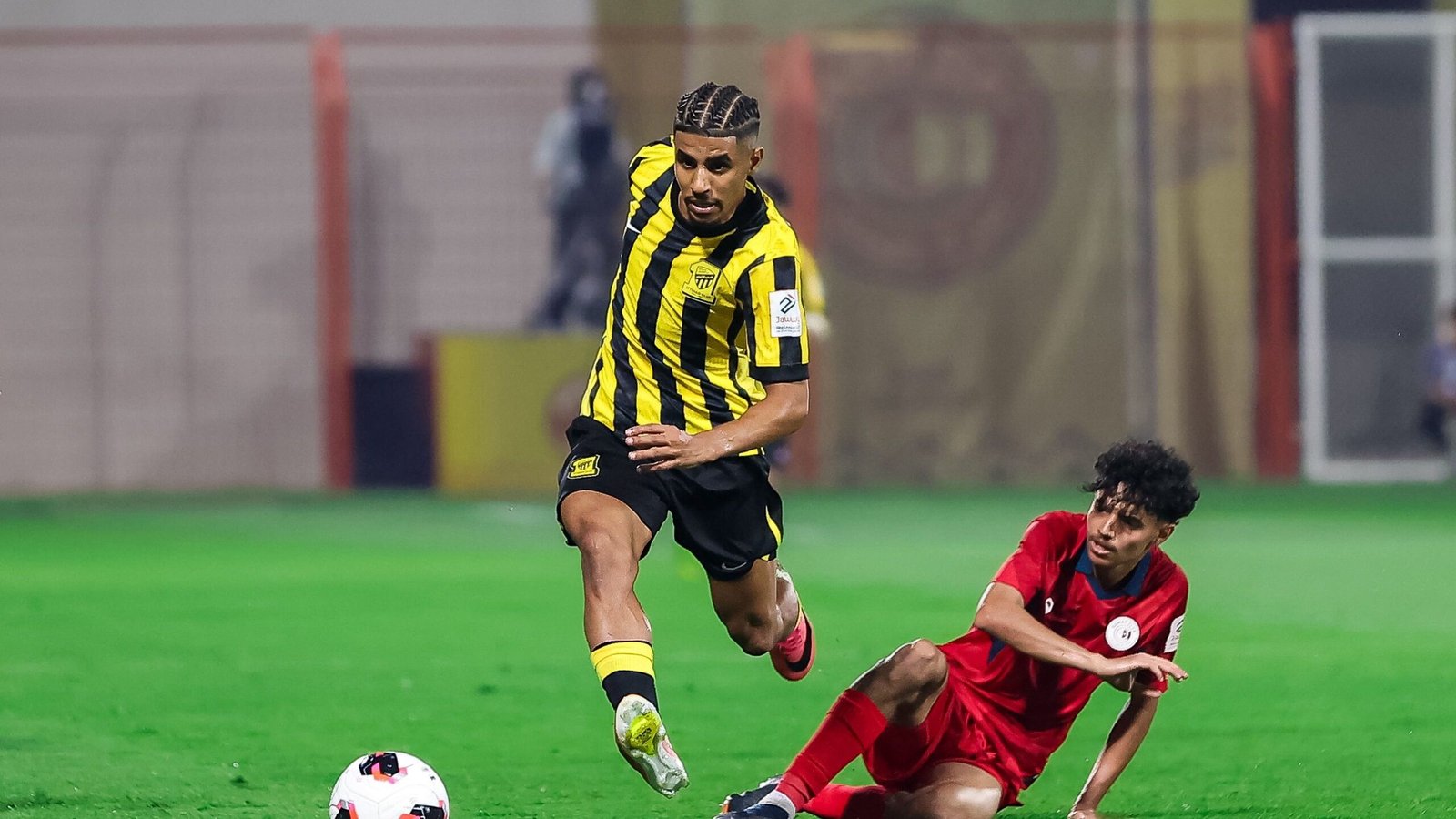 دوري جوي للنخبة.. جولة الأهداف وهاتريك وسقوط البطل