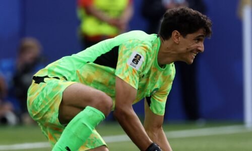 بونو يُغطي العيوب.. أسطورة الهلال يصدم إنزاجي
