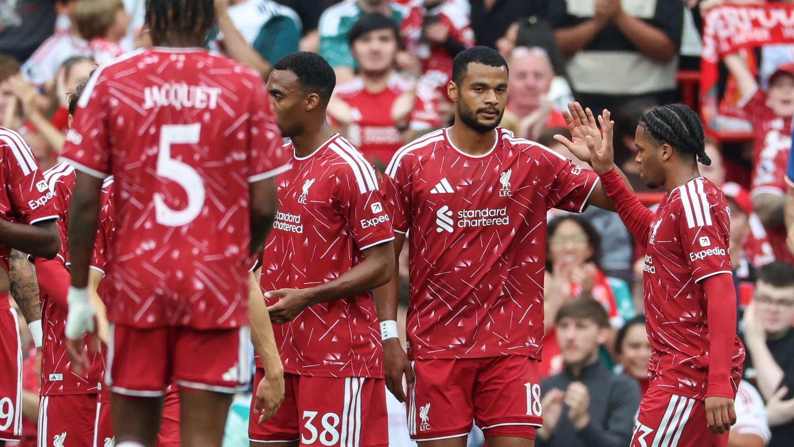 مانشستر سيتي جاكبو.. ليفربول يضع شرطه الأخير