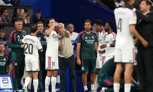 مورينيو: لماذا أطاح كاريراس من التشكيل؟