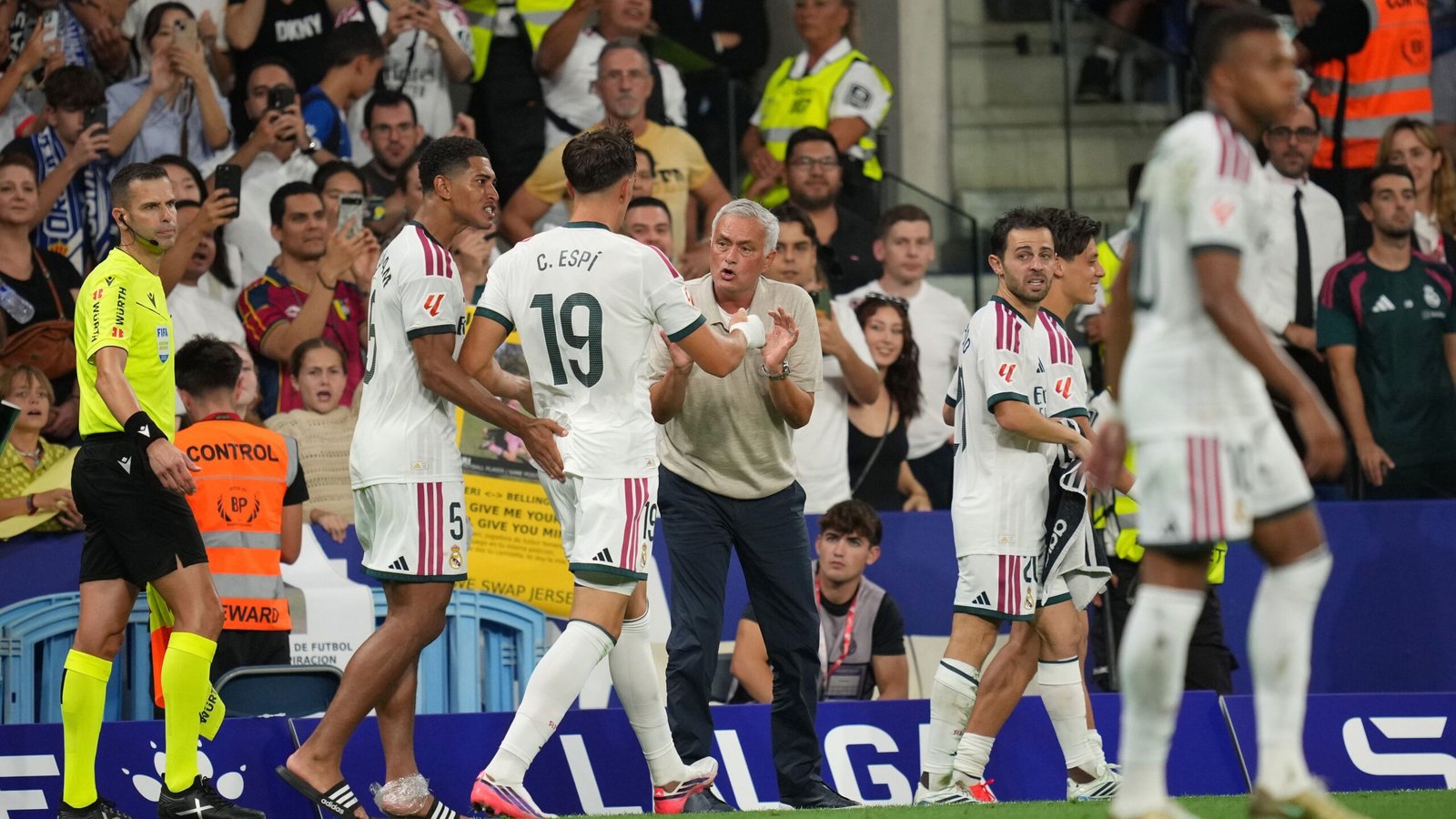 ريال مدريد يعود بانتصار قاتل.. ودفعة لمورينيو في كتالونيا