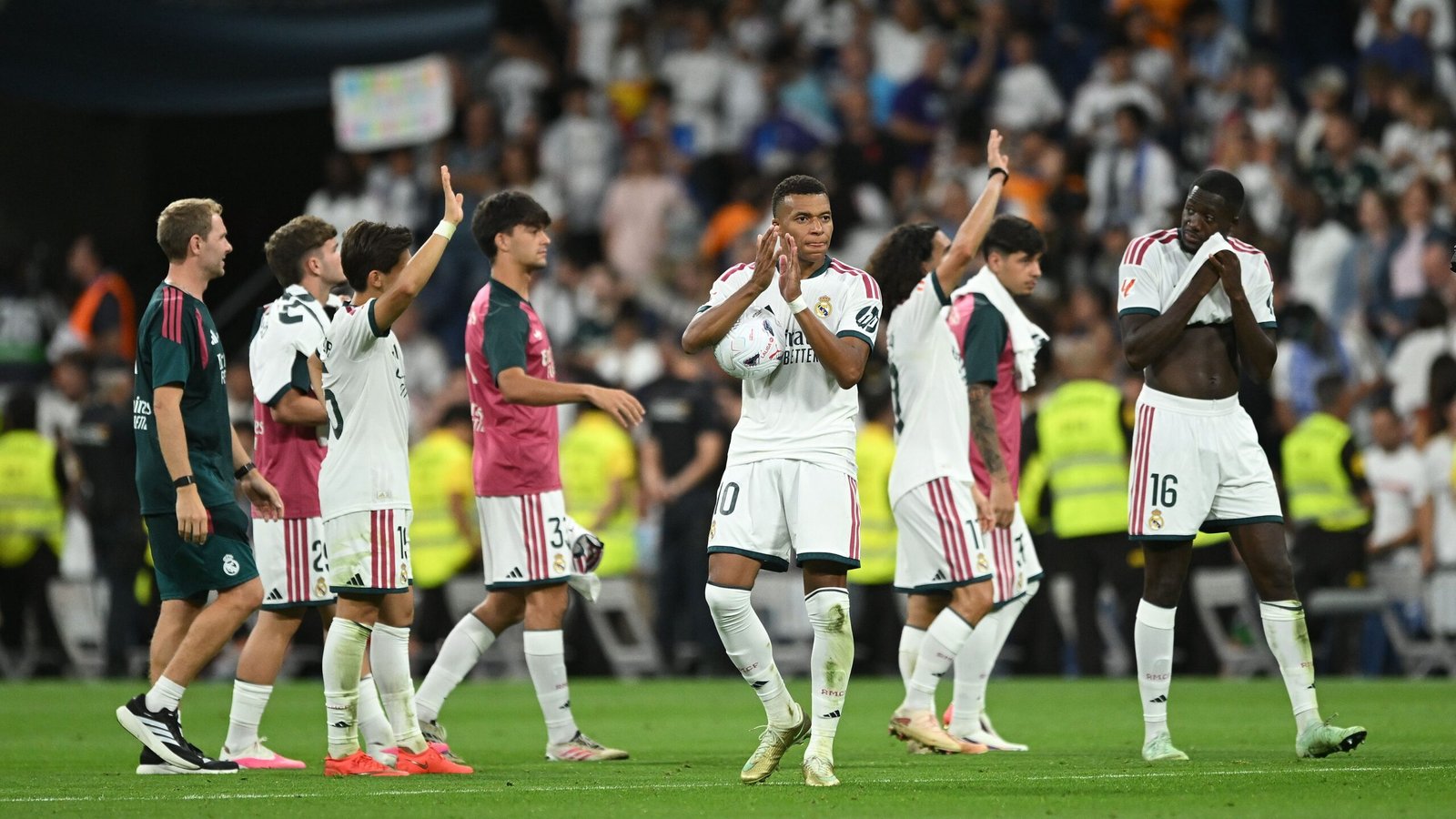 ريال مدريد على أعتاب الإعلان عن صفقة جديدة
