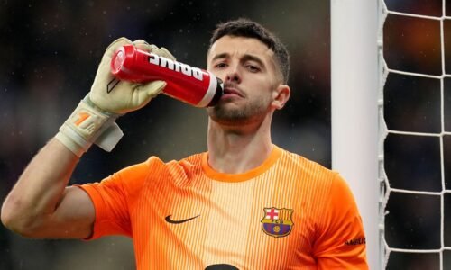 خوان جارسيا يخرج عن صمته بشأن انتقاله الحساس إلى برشلونة