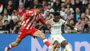 مواجهة ريال مدريد.. بوبيل: لا أخشى مبابي وفينيسيوس