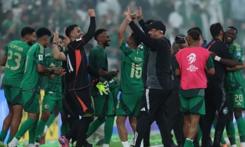 فراس البريكان يقود السعودية.. أول المتأهلين لنصف نهائي خليجي 27