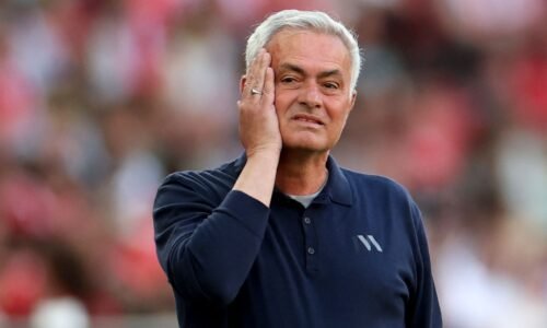 مورينيو مع ريال مدريد يخسر معركته مع غرفة الملابس