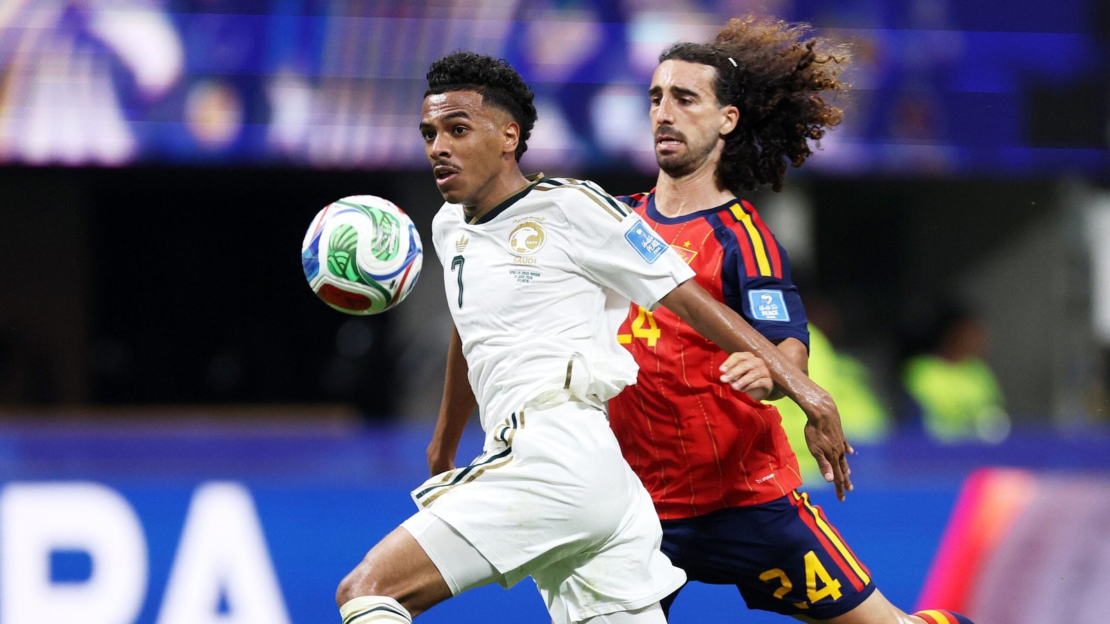 أزمة مصعب الجوير.. نجم سعودي سابق ينتقد إدارة المنتخب