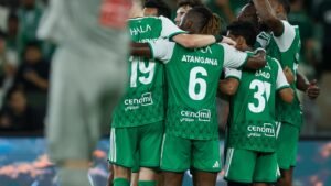 الأهلي السعودي ينهي الميركاتو بصفقة دفاعية
