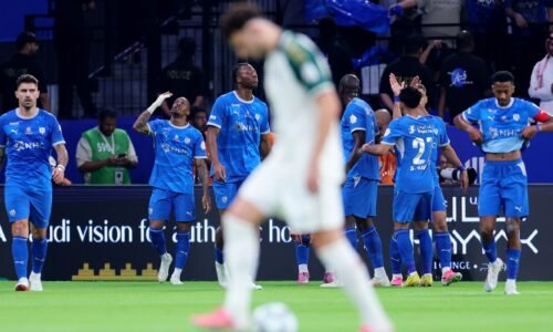 الهلال والأهلي.. ثلاثية زرقاء تقود الزعيم للصدارة