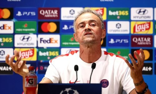 دوري أبطال أوروبا.. إنريكي يحذر نجوم باريس قبل مواجهة سلوفان