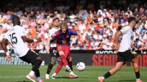 جوردون مع برشلونة.. 4 مباريات تكفي لتحطيم رقم قياسي