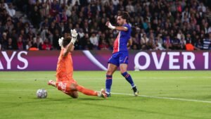 فيران توريس يبدي رأيه في ترشيح برشلونة وريال مدريد للقب الأوروبي