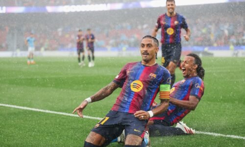 تجديد عقد رافينيا.. برشلونة يتحرك لتأمين مستقبل اللاعب