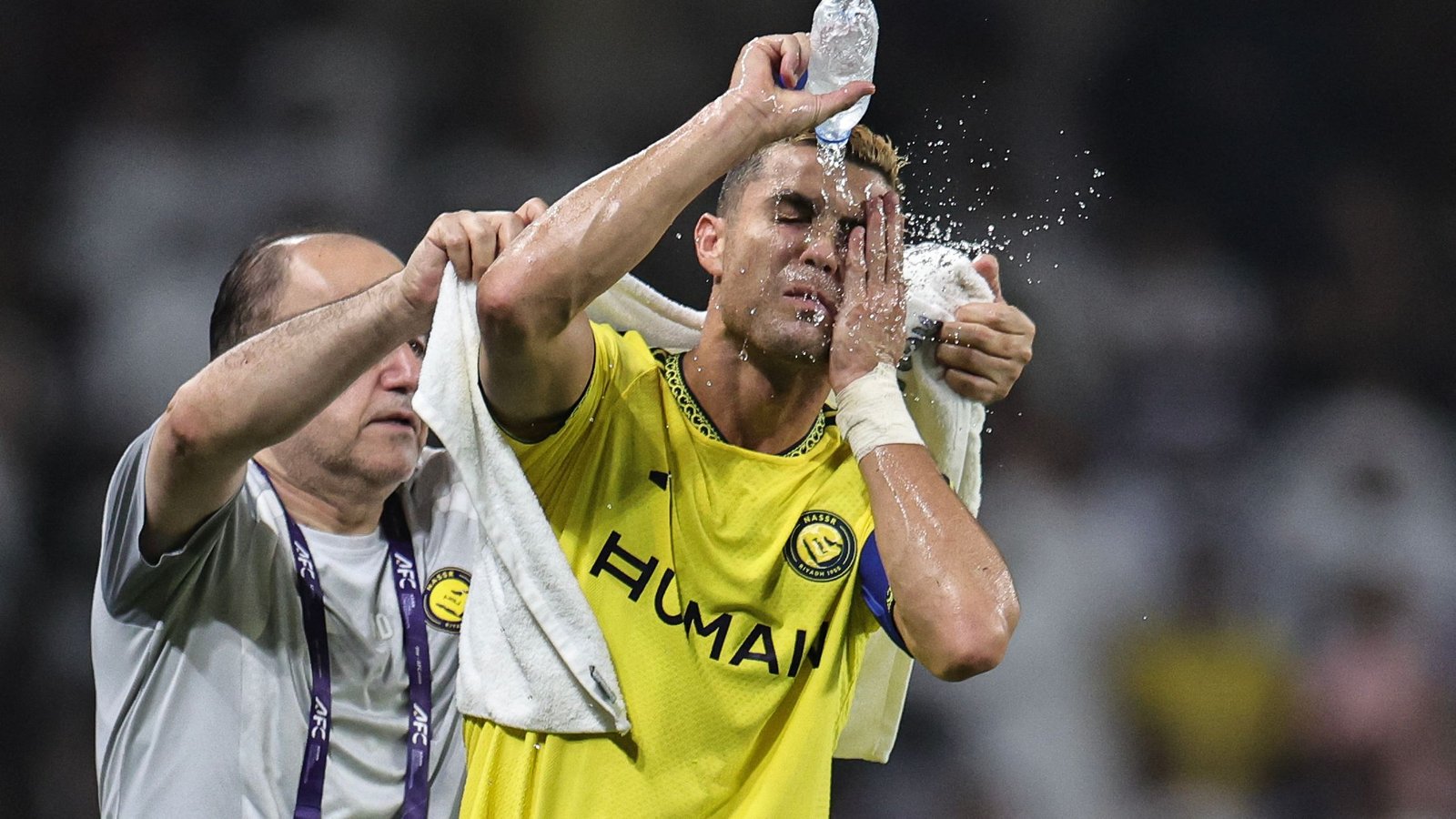 جماهير النصر تُصعق رونالدو وتطلب إقالة بوستيكوجلو
