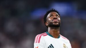 تشكيل ريال مدريد لمواجهة أتلتيكو.. فينيسيوس وألفاريز