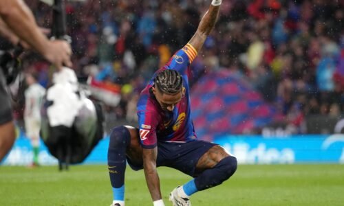 رافينيا لا يفهم موقف أتلتيكو من ألفاريز