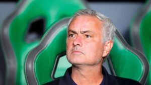 مواجهة ريال مدريد.. مورينيو ينتقد لاعبيه ويرفض استثناء جولر