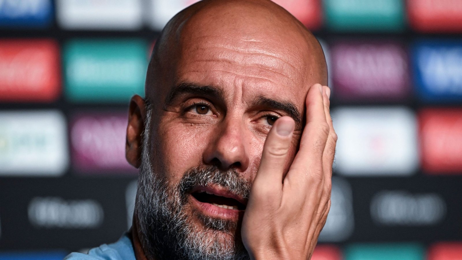 جوارديولا يعود إلى مانشستر سيتي بقرار جريء