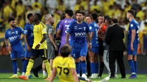 توقعات دوري روشن.. أسطورة النصر يتوقع تتويج الهلال