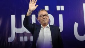 فوزي لقجع يتعرض لإصابة بالغة في الرأس والجبين