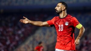 جمال عبد الحميد ينتقد صلاح وحسام حسن.. ويكشف تفاصيل