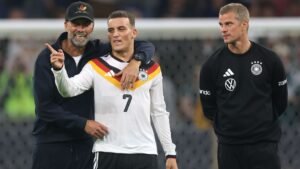يورجن كلوب: الجميع سعداء في ليفربول ولاعب بايرن مذهل