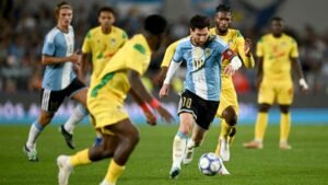فيديو ميسي: ميسي يُنهي رحلته مع الأرجنتين برقصة لا تُنسى