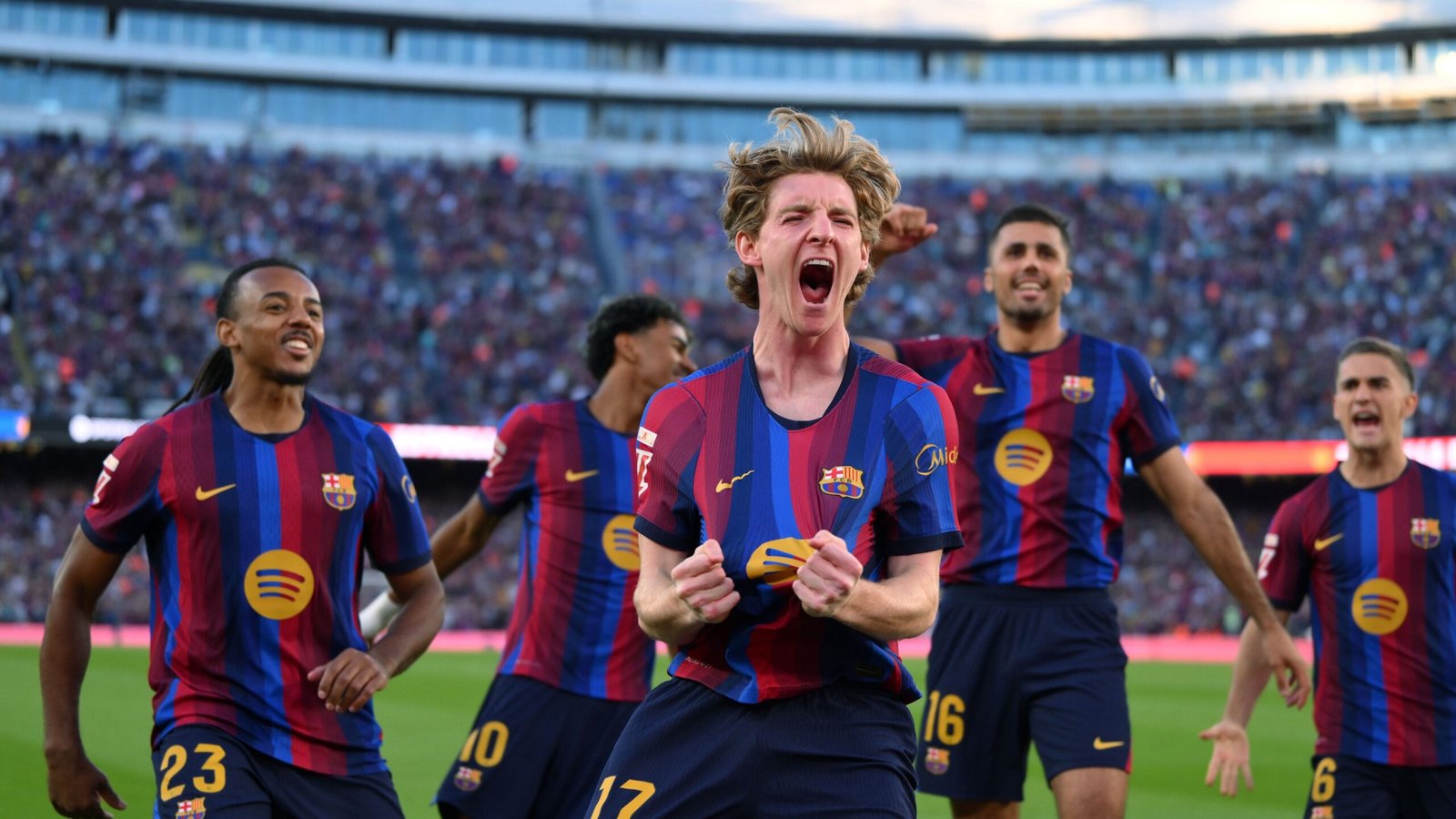 أنتوني جوردون يتلاعب بخيتافي.. ويتقدم لبرشلونة